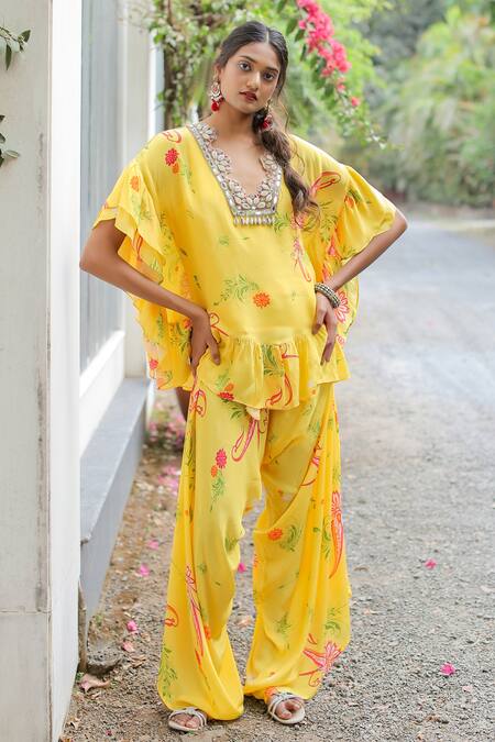 Buy_Foram Patel_Yellow Crepe Mirrors, Embroidery V-neck Printed Neckline Kurta Pant Set