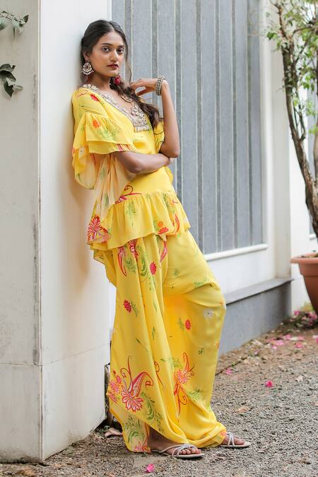 Shop_Foram Patel_Yellow Crepe Mirrors, Embroidery V-neck Printed Neckline Kurta Pant Set