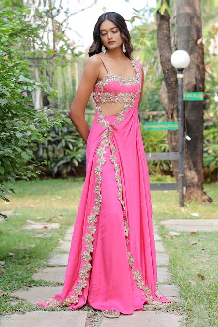 Buy_Foram Patel_Pink Crepe Sequins, Embroidery Sweetheart Neck Mirror Cape Flared Pant Set_Online_at_Aza_Fashions