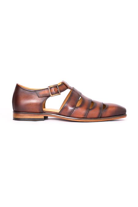Buy Nauvab Brown Shaded Cognac Multi-strap Sandals Online at Aza Fashions Buy_Nauvab_Brown Shaded Cognac Multi-strap Sandals _Online_at_Aza_Fashions