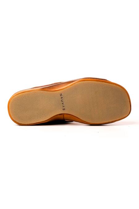 Buy_Nauvab_Brown Plain Arba Baksua Brogue Sandals _Online_at_Aza_Fashions
