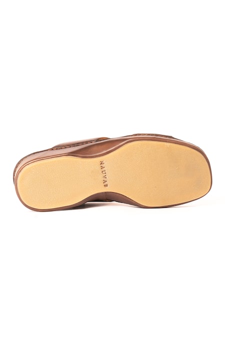 Buy_Nauvab_Brown Plain Leather Arba Minar Sandals _Online_at_Aza_Fashions