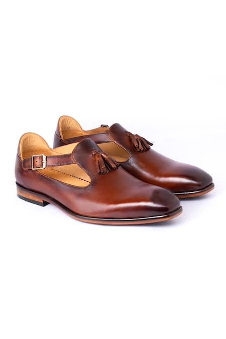 Nauvab Brown Plain Bagh Buckle Detail Shoes 