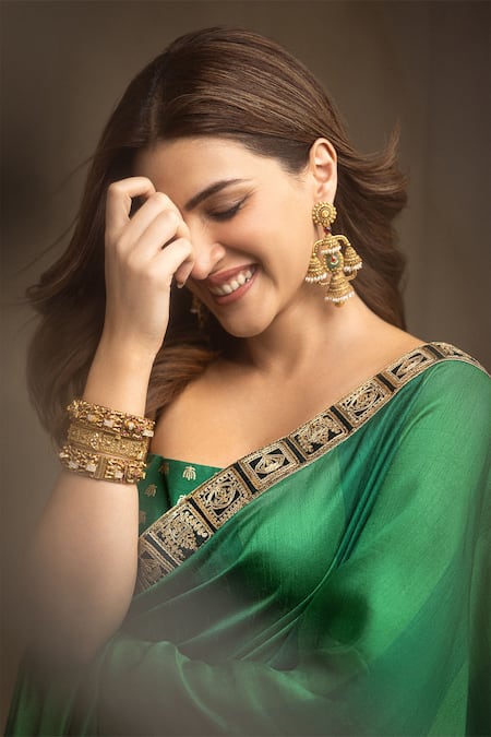 Masaba_Green Silk Sequins, Embroidery Fish Motif Saree With Unstitched Blouse _at_Aza_Fashions