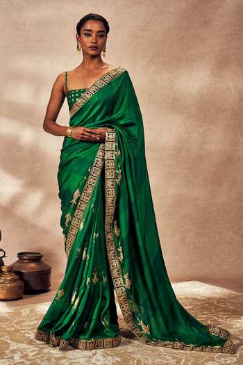 Masaba Green Silk Sequins, Embroidery Fish Motif Saree With Unstitched Blouse Online at Aza Fashions Masaba_Green Silk Sequins, Embroidery Fish Motif Saree With Unstitched Blouse _Online_at_Aza_Fashions