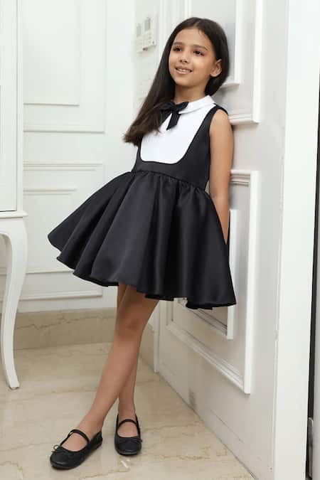 Buy_Pnk Isha Arora (Pink)_Black Super Satin Pink-tuck Yoke Flared Dress  