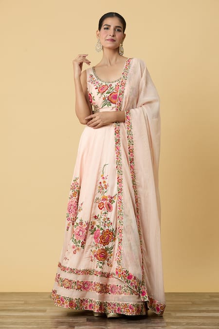 SHRADDHA RAMBHIA Floral Bouquet Embroidered Lehenga Set 