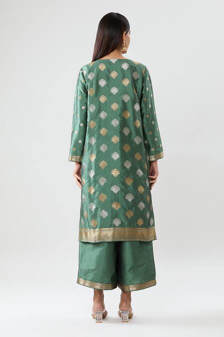 Peenacolada Floral Pattern Round Neck Kurta Set 