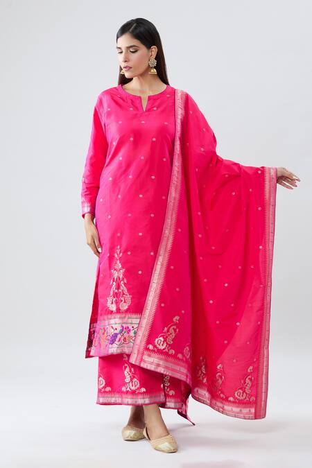 Buy Peenacolada Pink Silk Embroidery Split V-neck Floral Pattern Notched Kurta Pant Set Online at Aza Fashions Buy_Peenacolada_Pink Silk Embroidery Split V-neck Floral Pattern Notched Kurta Pant Set _Online_at_Aza_Fashions