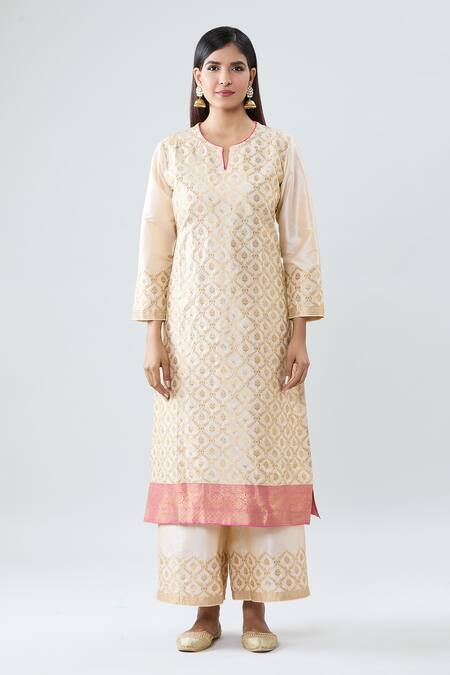 Peenacolada Cream Silk Embroidery Split V-neck Notched Floral Pattern Kurta Pant Set Online at Aza Fashions Peenacolada_Cream Silk Embroidery Split V-neck Notched Floral Pattern Kurta Pant Set _Online_at_Aza_Fashions