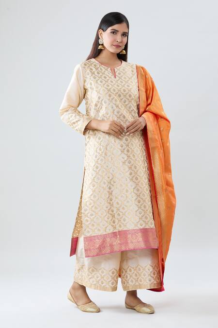 Buy Peenacolada Cream Silk Embroidery Split V-neck Notched Floral Pattern Kurta Pant Set Online at Aza Fashions Buy_Peenacolada_Cream Silk Embroidery Split V-neck Notched Floral Pattern Kurta Pant Set _Online_at_Aza_Fashions
