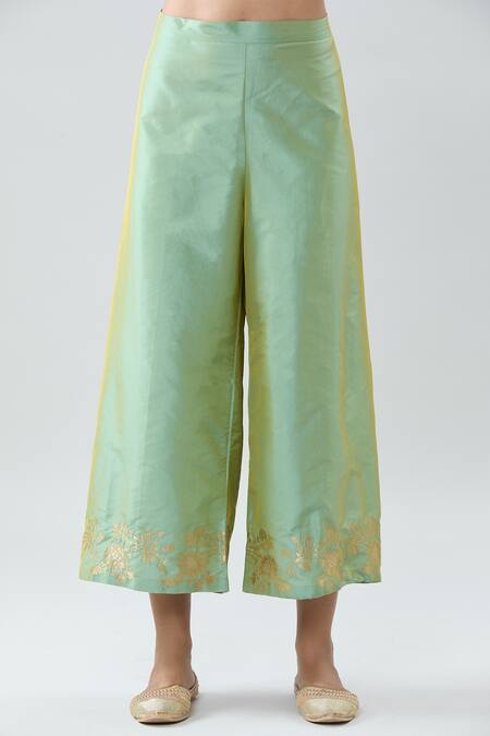 Peenacolada_Green Silk Embroidery Round Neck Floral Boota Pattern Kurta Pant Set _at_Aza_Fashions