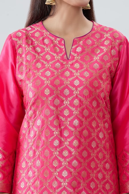 Shop_Peenacolada_Pink Silk Embroidery Split V-neck Notched Floral Boota Pattern Kurta Pant Set _Online_at_Aza_Fashions