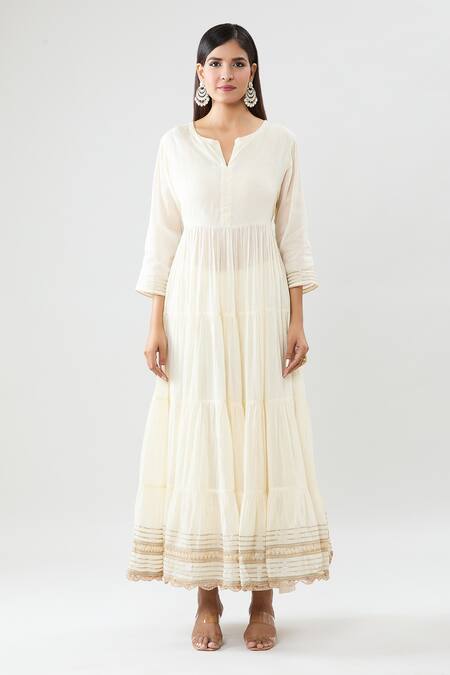 Peenacolada Off White Muslin, Cotton Split V-neck Embroidered Anarkali Pant Set Online at Aza Fashions Peenacolada_Off White Muslin, Cotton Split V-neck Embroidered Anarkali Pant Set _Online_at_Aza_Fashions
