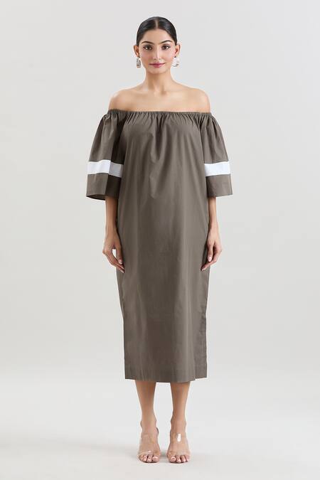 House Of Behram_Green Cotton, Poplin Off-shoulder Off Midi Dress _Online_at_Aza_Fashions