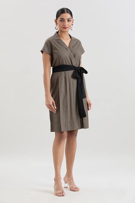 House Of Behram_Green Cotton Collared Box Pleat Dress With Belt _Online_at_Aza_Fashions