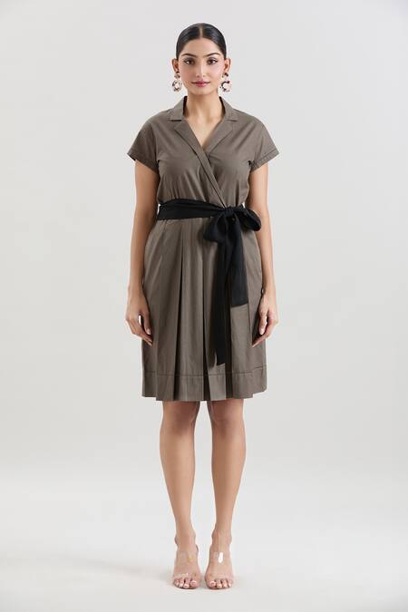 House Of Behram_Green Cotton Collared Box Pleat Dress With Belt _at_Aza_Fashions