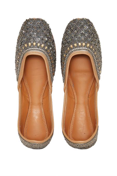 Shop House Of Kosha Silver Sitara Flora Jaal Embroidered Juttis Online at Aza Fashions Shop_House Of Kosha_Silver Sitara Flora Jaal Embroidered Juttis _Online_at_Aza_Fashions