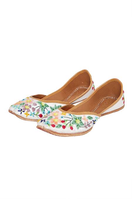 House Of Kosha Multi Color Sequins, Embroidery Rabia Garden Leather Juttis Online at Aza Fashions House Of Kosha_Multi Color Sequins, Embroidery Rabia Garden Leather Juttis _Online_at_Aza_Fashions