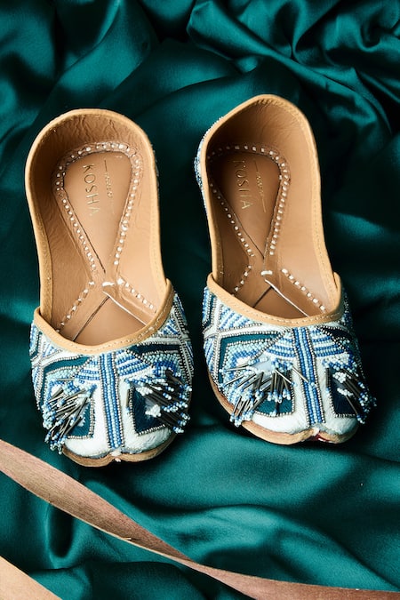 House of Kosha Breeze Embroidered Leather Juttis 