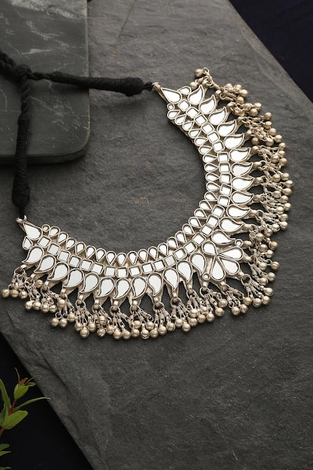 Amoliconcepts Glass Embellished Boho Choker 