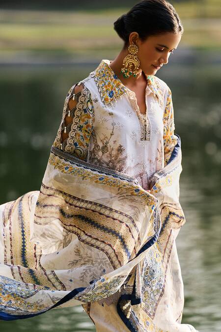 Buy Saundh Grey Kurta And Pant Cambric Printed Floral Scallop V Neck Mirza Short Set Buy_Saundh_Grey Kurta And Pant Cambric Printed Floral Scallop V Neck Mirza Short Set