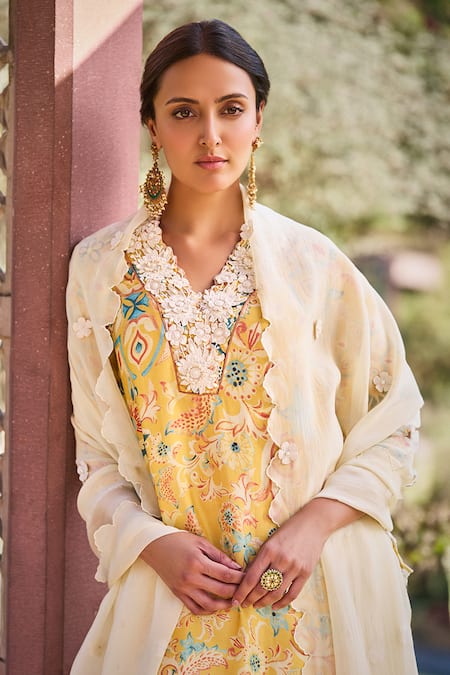 Saundh_Yellow Raw Silk Printed Floral V Neck Gauhar A-line Kaftan _Online_at_Aza_Fashions