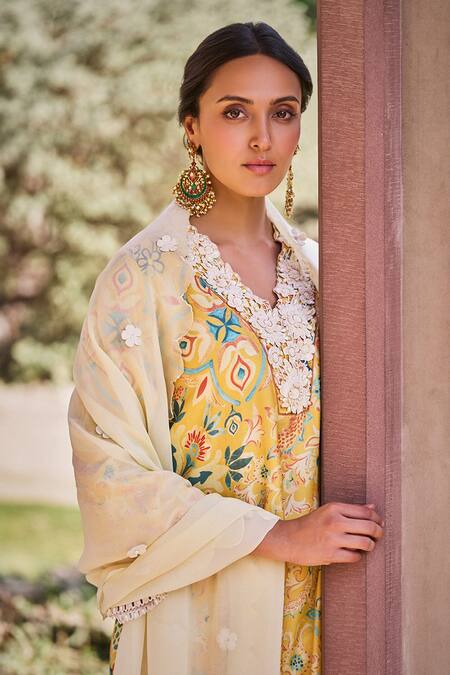 Shop_Saundh_Yellow Raw Silk Printed Floral V Neck Gauhar A-line Kaftan _Online_at_Aza_Fashions