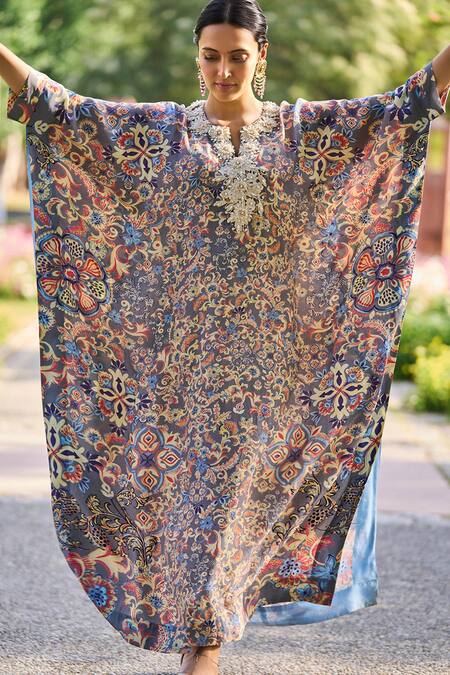 Buy_Saundh_Grey Crepe Pearls, Embroidery Split V-neck Zuhr Botanical Print Kaftan _Online_at_Aza_Fashions