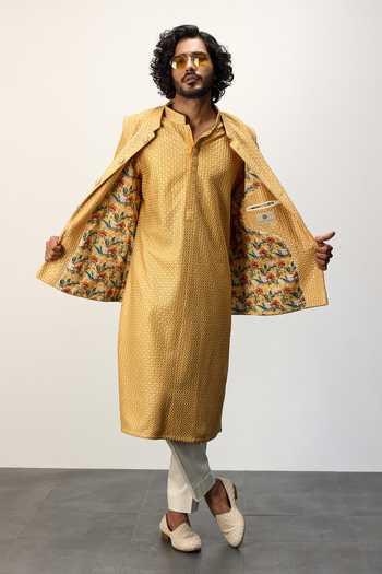 Arjan Dugal Thread Embroidered Yellow Bundi 