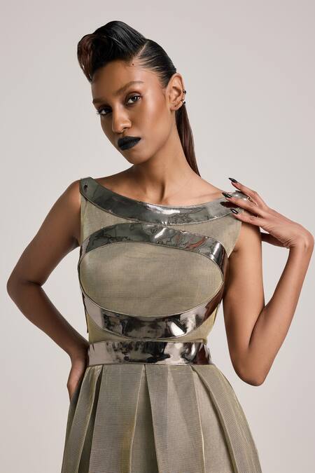 Buy_Akhl_Gold Lurex Tulle (57% Metallic Yarn 43% Polyester) Hand Pleated Dress _Online_at_Aza_Fashions