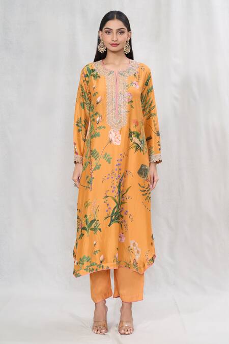 Anushree Reddy_Orange Silk Lace Split V-neck Floral Print Straight Kurta And Pant Set _Online_at_Aza_Fashions