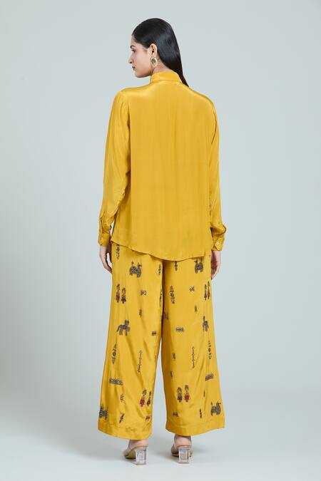 Rajat K Tangri_Yellow Crepe, Silk Embroidery Collared Mughal Hand Pant Suit Set _Online_at_Aza_Fashions