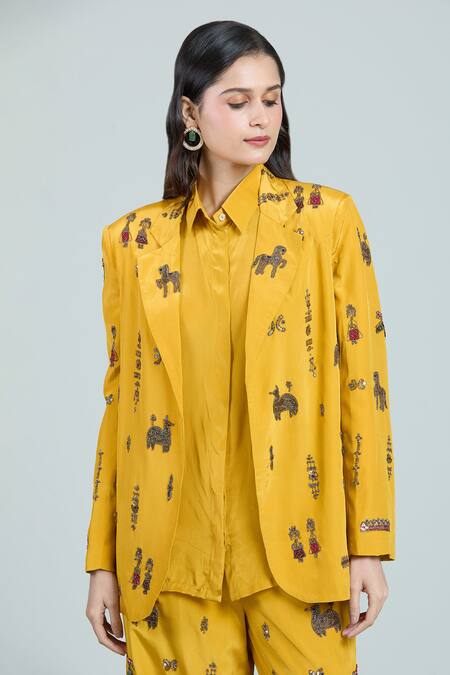 Rajat K Tangri_Yellow Crepe, Silk Embroidery Collared Mughal Hand Pant Suit Set _at_Aza_Fashions