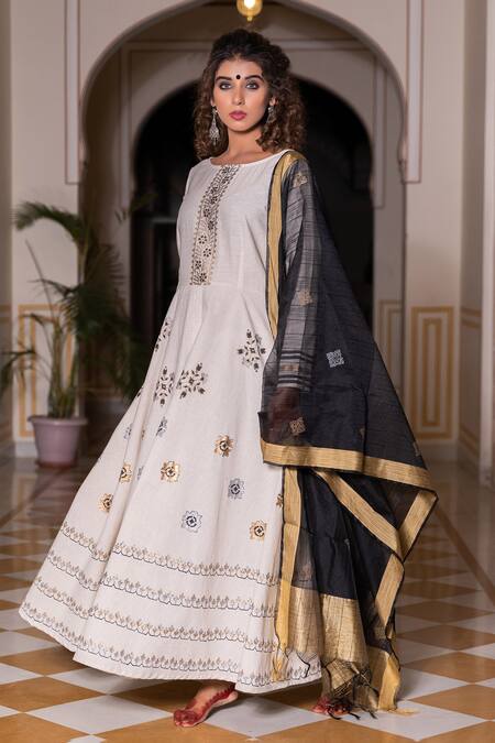 Buy The Home Affair Black Cotton Embroidery Round Neck Floral Morrocan Print Slit Anrakali Pant Set Online at Aza Fashions Buy_The Home Affair_Black Cotton Embroidery Round Neck Floral Morrocan Print Slit Anrakali Pant Set _Online_at_Aza_Fashions