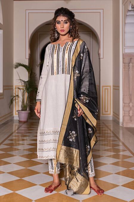 Shop The Home Affair Black Cotton Embroidery, Tassels Split Floral Morrocan Print Kurta Pant Set Online at Aza Fashions Shop_The Home Affair_Black Cotton Embroidery, Tassels Split Floral Morrocan Print Kurta Pant Set _Online_at_Aza_Fashions