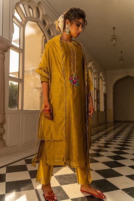 Shop The Home Affair Yellow Chanderi Embroidery, Tassels Round Neck Zari Kurta Pant Set at Aza Fashions Shop_The Home Affair_Yellow Chanderi Embroidery, Tassels Round Neck Zari Kurta Pant Set _at_Aza_Fashions