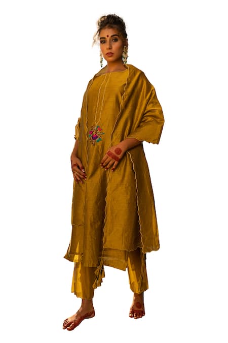 Shop The Home Affair Yellow Chanderi Embroidery, Tassels Round Neck Zari Kurta Pant Set Online at Aza Fashions Shop_The Home Affair_Yellow Chanderi Embroidery, Tassels Round Neck Zari Kurta Pant Set _Online_at_Aza_Fashions