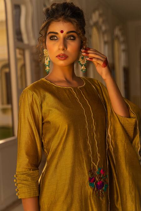 The Home Affair Yellow Chanderi Embroidery, Tassels Round Neck Zari Kurta Pant Set at Aza Fashions The Home Affair_Yellow Chanderi Embroidery, Tassels Round Neck Zari Kurta Pant Set _at_Aza_Fashions