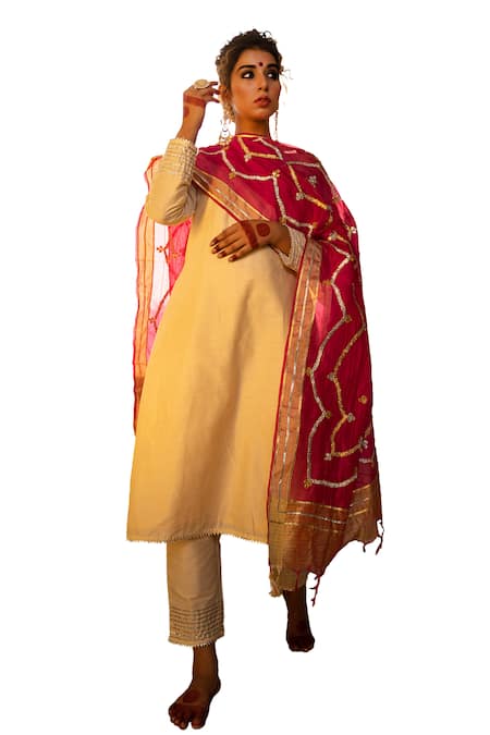 The Home Affair Off White Chanderi, Cotton Gota Patti, Embroidery Plain Kurta Set With Dupatta Online at Aza Fashions The Home Affair_Off White Chanderi, Cotton Gota Patti, Embroidery Plain Kurta Set With Dupatta _Online_at_Aza_Fashions