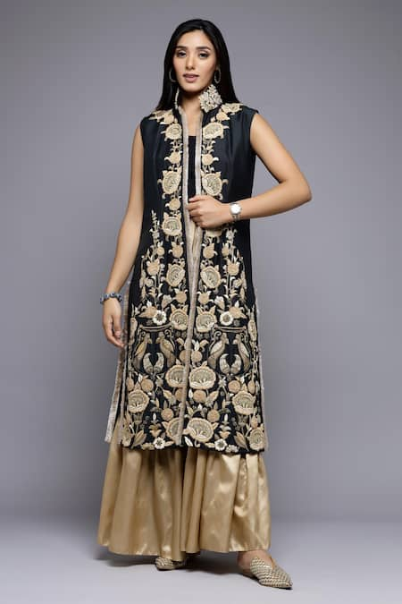 Sonali Gupta Mughal Floral Embroidered Kurta & Gharara Set 