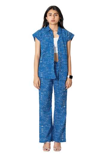 Kameez_Blue Cotton Print Dot Collar Neck Shirt With Pant_Online_at_Aza_Fashions