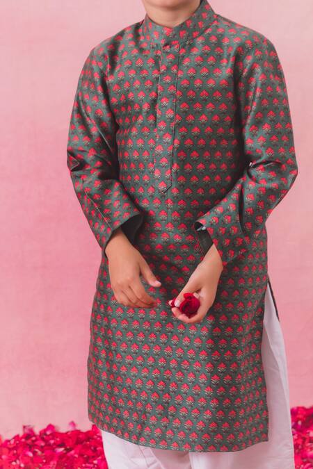 Shop Chotibuti Green Chanderi, Rayon, Cotton Fleur Motif Print Kurta With Salwar Online at Aza Fashions Shop_Chotibuti_Green Chanderi, Rayon, Cotton Fleur Motif Print Kurta With Salwar _Online_at_Aza_Fashions