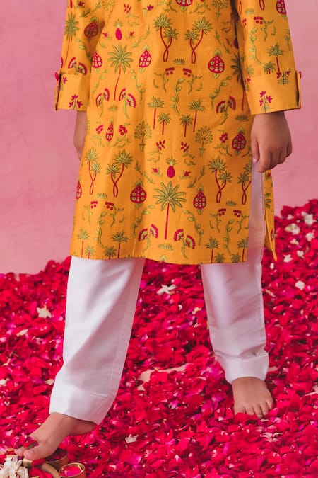 Chotibuti Yellow Chanderi, Cotton Palm Garden Print Kurta With Pyjama  Online at Aza Fashions Chotibuti_Yellow Chanderi, Cotton Palm Garden Print Kurta With Pyjama _Online_at_Aza_Fashions