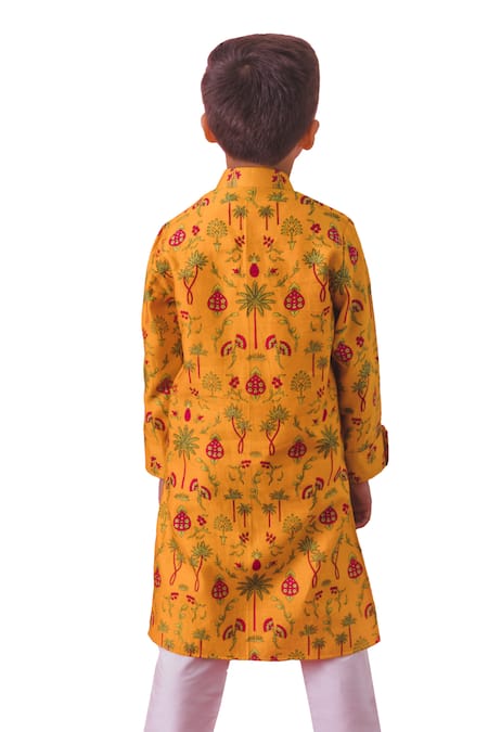 Chotibuti Yellow Chanderi, Cotton Palm Garden Print Kurta With Pyjama  at Aza Fashions Chotibuti_Yellow Chanderi, Cotton Palm Garden Print Kurta With Pyjama _at_Aza_Fashions