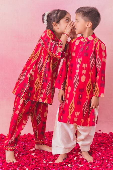 Buy_Chotibuti_Red Cotton, Silk Ikat Pattern Kurta With Salwar 