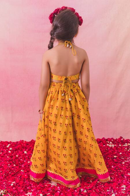 Shop Chotibuti Yellow Chanderi, Linen Metallic Thread, Palm Garden Bloom Print Lehenga Set Shop_Chotibuti_Yellow Chanderi, Linen Metallic Thread, Palm Garden Bloom Print Lehenga Set