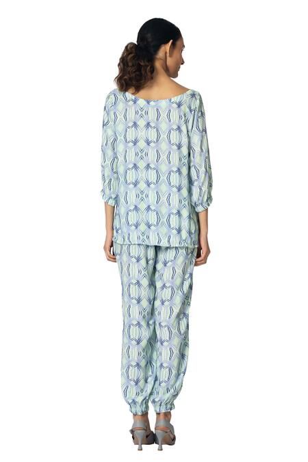 Klad Green Crepe Printed Rhombus Boat Neck Top And Jogger Pant Set at Aza Fashions Klad_Green Crepe Printed Rhombus Boat Neck Top And Jogger Pant Set_at_Aza_Fashions