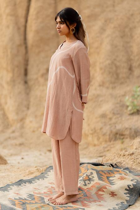 Shop Nirjara Pink Chanderi Cotton Embroidery V-neck Arsa Stroke Hand Painted Kurta And Pant Set Online at Aza Fashions Shop_Nirjara_Pink Chanderi Cotton Embroidery V-neck Arsa Stroke Hand Painted Kurta And Pant Set_Online_at_Aza_Fashions