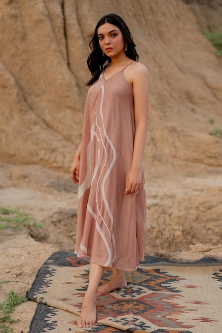 Nirjara Pink Cotton Silk Hand Painted Stroke V Neck Dress 